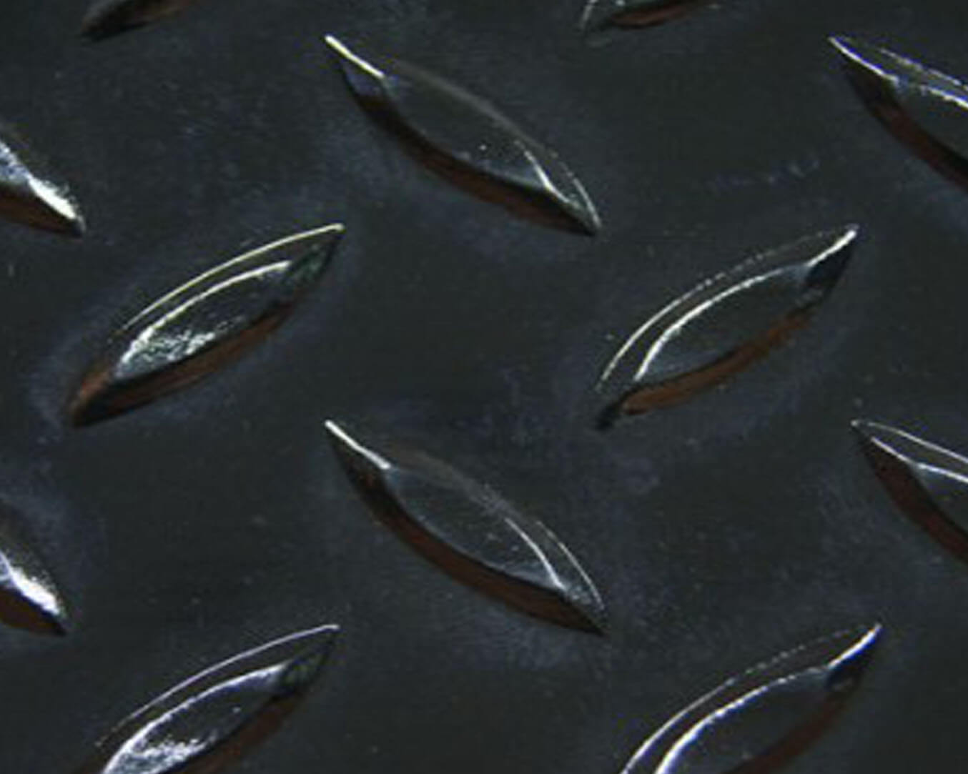 PISO ANTIDERRAPANTE DISEÑO ESPIGA | FÁBRICA DE HULE